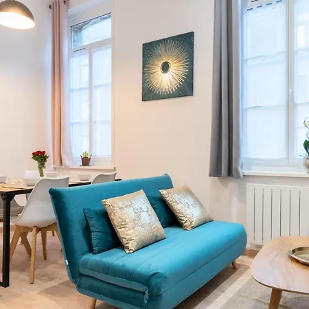 Blue Bail - T2 Au Calme - Proche Commerces דירה