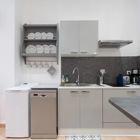 Blue Bail - T2 Au Calme - Proche Commerces *